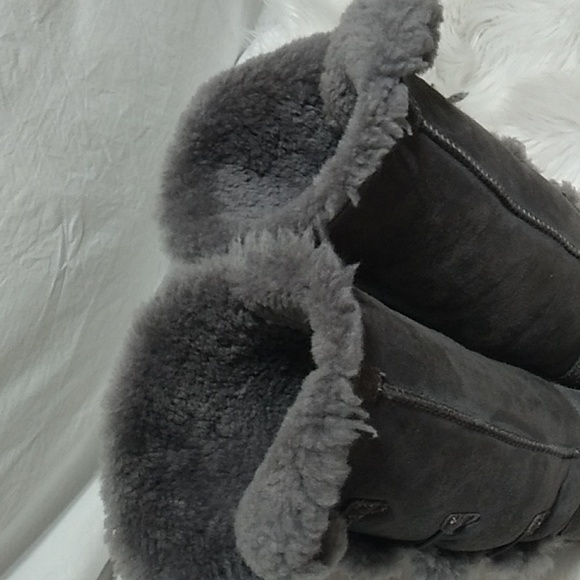SALE! Authentic UGG Australia Boots Sz.8 Gently Worn - Picture 11 of 16